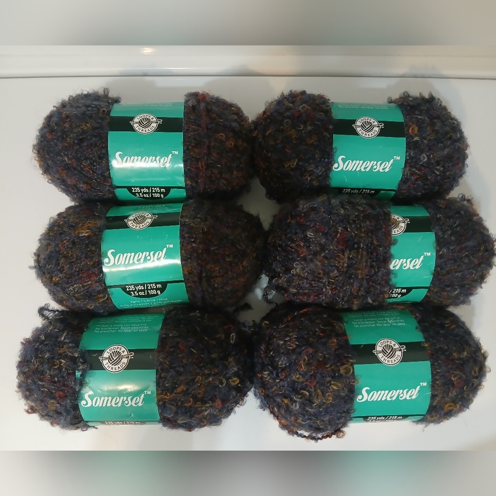 Loops & Threads Somerset Yarn in 'Navy' 6 Skeins 600 Grams Total